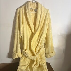 Oversized pale yellow terry cloth robe medium long